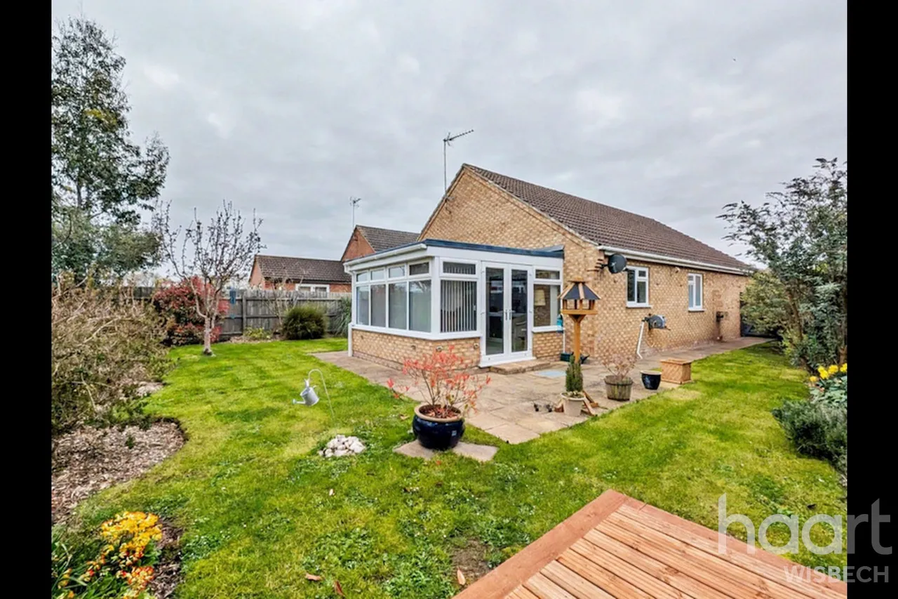 Swan Gardens, Parson Drove, PE13, photo 5