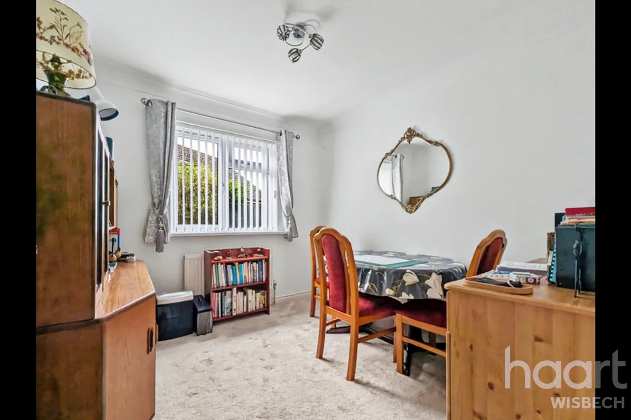 Swan Gardens, Parson Drove, PE13, photo 14