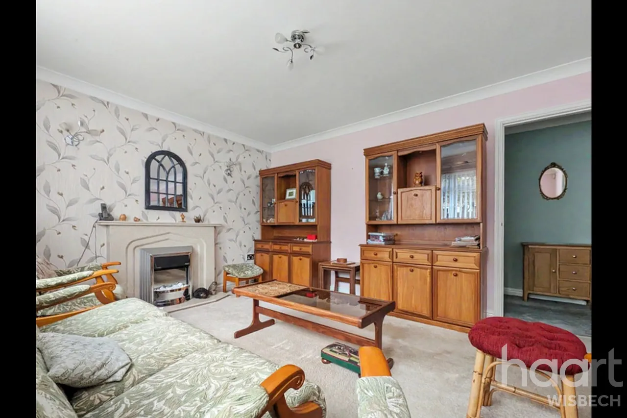 Swan Gardens, Parson Drove, PE13, photo 9