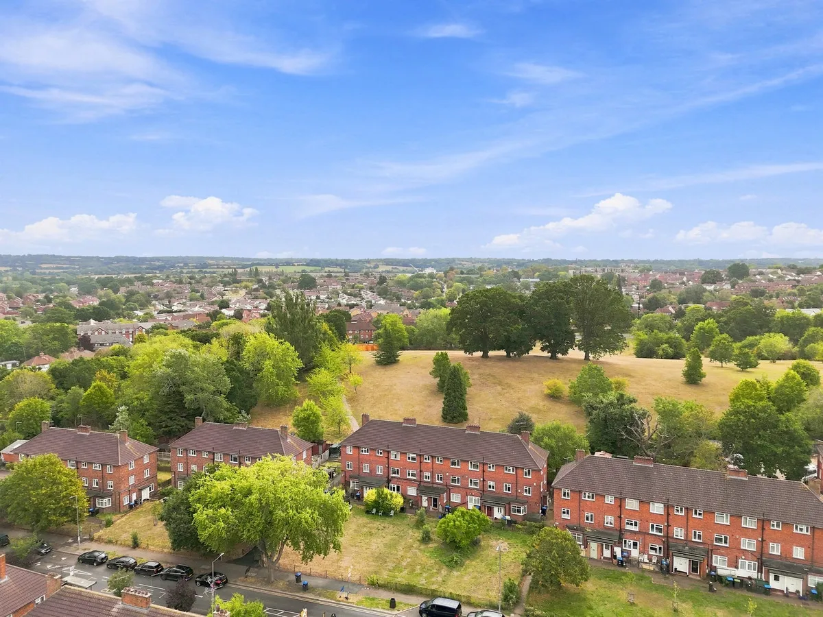 Hillyfields, Loughton, IG10, photo 13