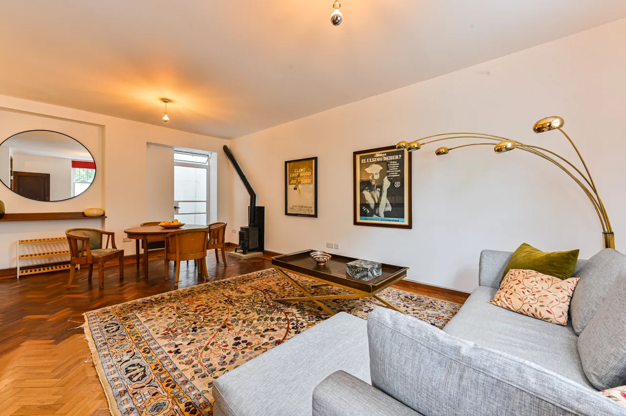 2 bed house for sale — 233a, Scrubs Lane, London