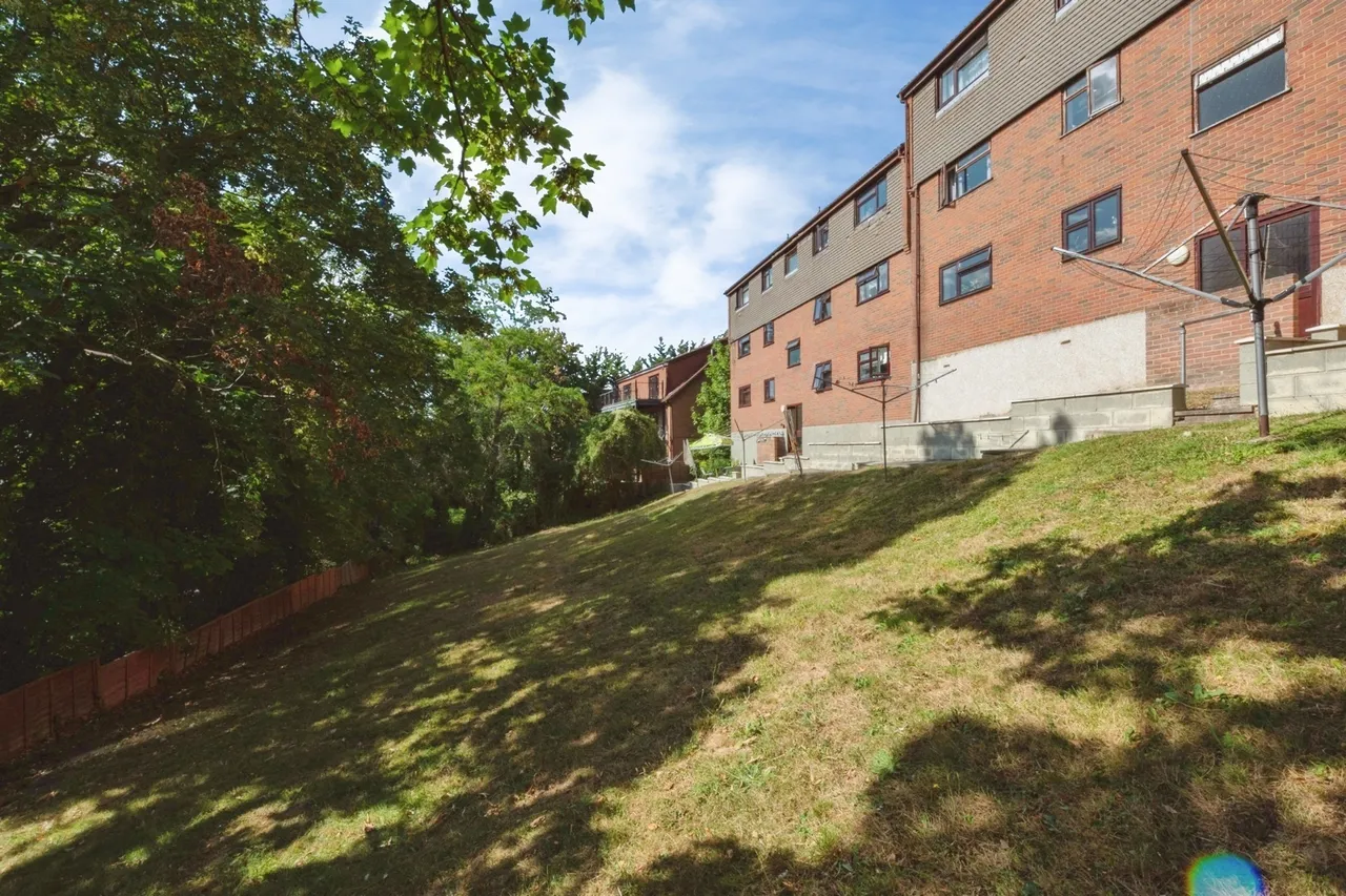 Mounts Road, Greenhithe, DA9, photo 10