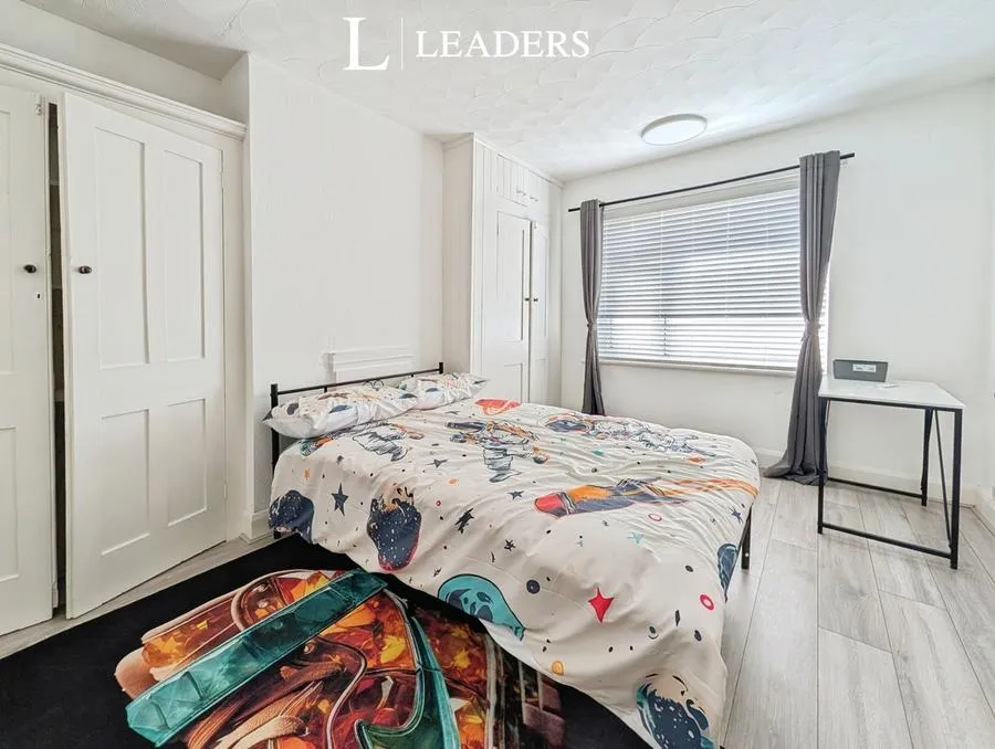 Violet Road, Southampton, SO16, photo 13