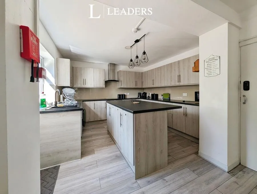 Violet Road, Southampton, SO16, photo 17
