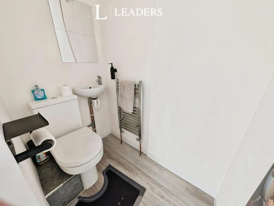 Violet Road, Southampton, SO16, photo 10