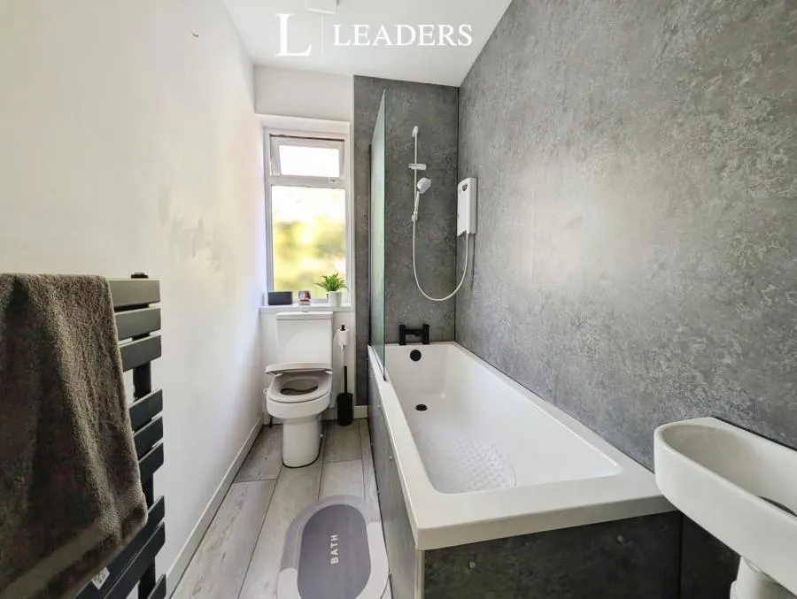 Violet Road, Southampton, SO16, photo 12