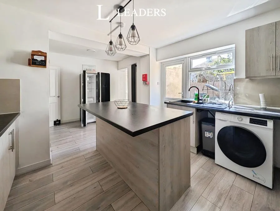 Violet Road, Southampton, SO16, photo 16