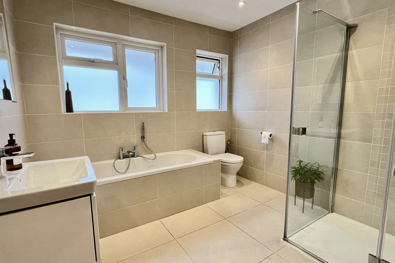 Oaks Drive, St. Leonards, BH24, photo 14