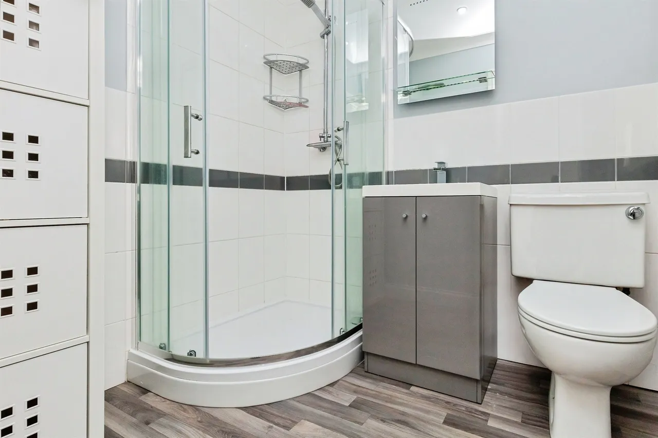 Ravel Close, Stamford, PE9, photo 11