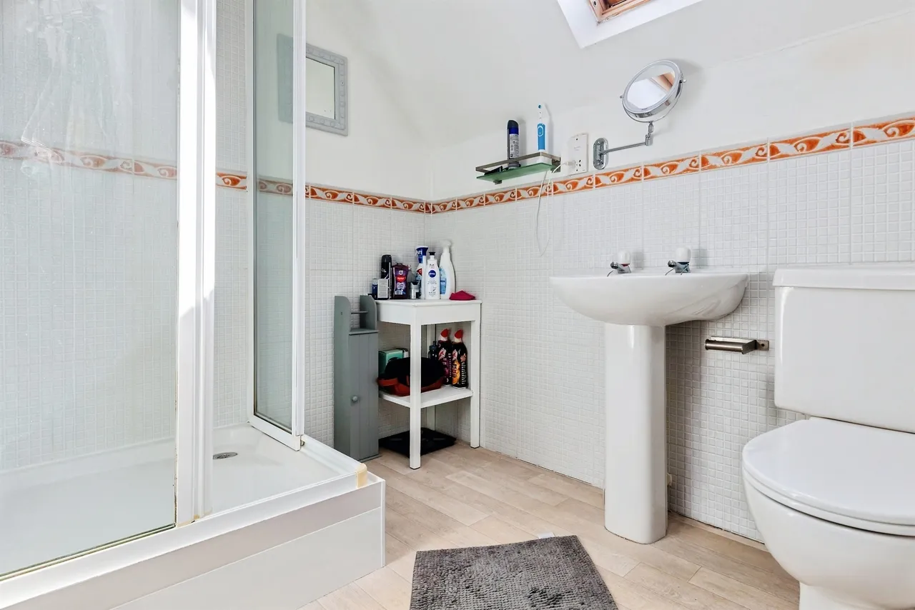 Ravel Close, Stamford, PE9, photo 15