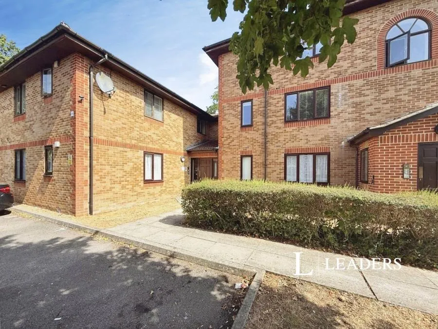 Kern Close, Southampton, SO16, photo 2