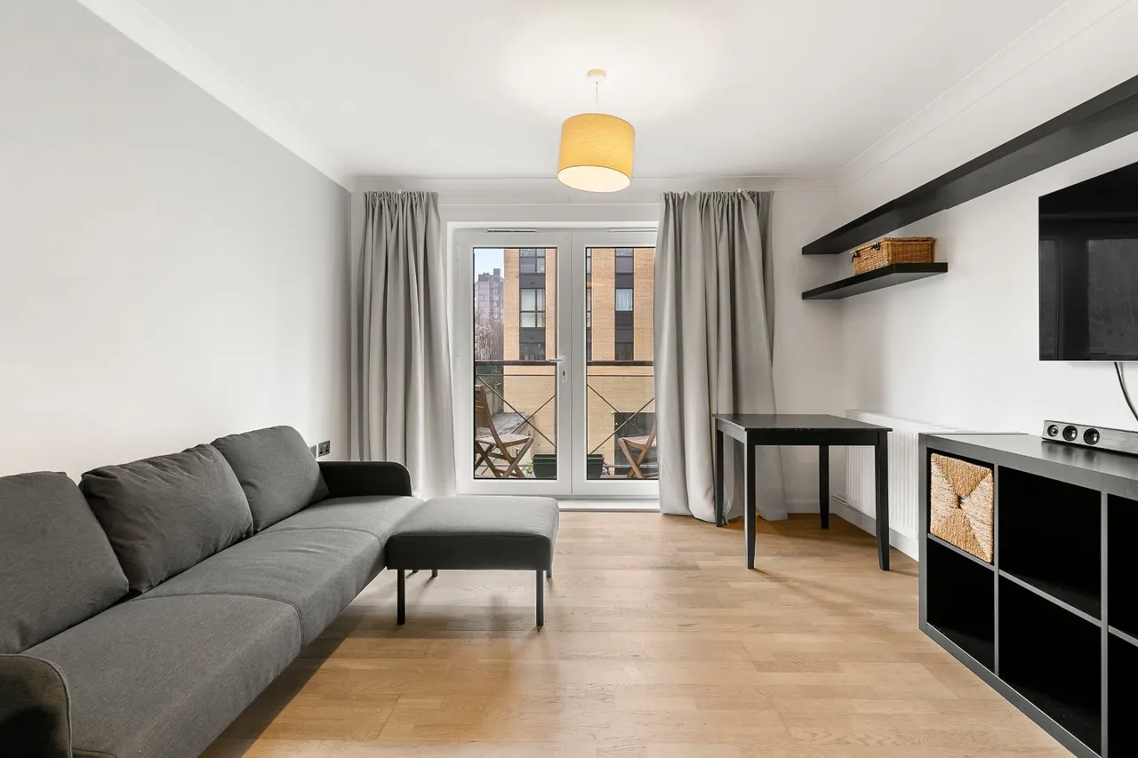 Winders Road, London, SW11, photo 13