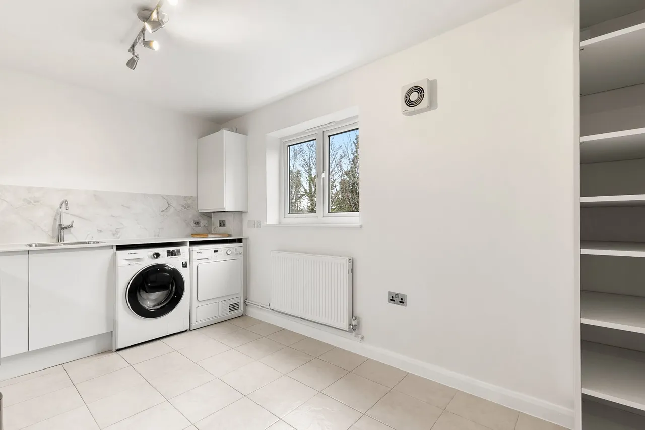Winders Road, London, SW11, photo 14