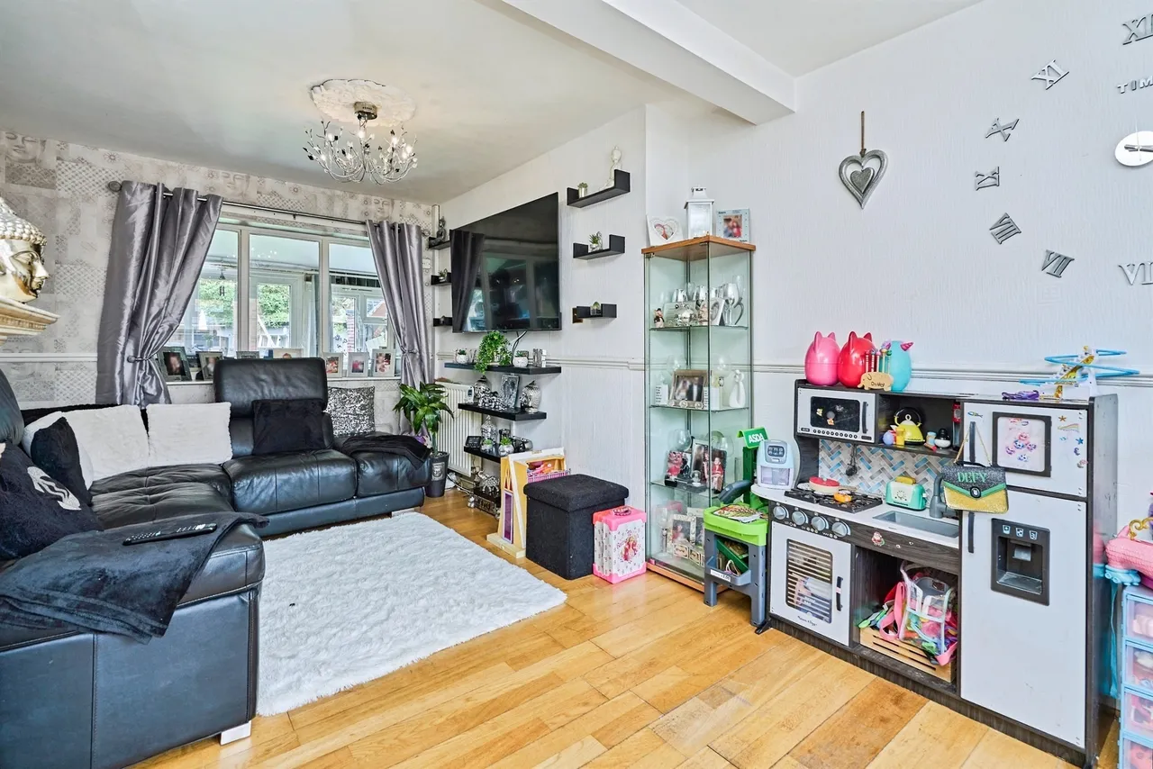 Hillary Avenue, Wednesbury, WS10, photo 9