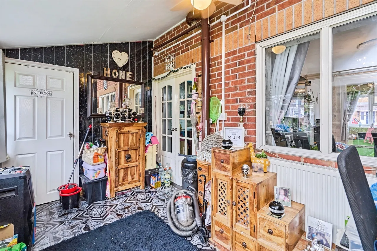 Hillary Avenue, Wednesbury, WS10, photo 19