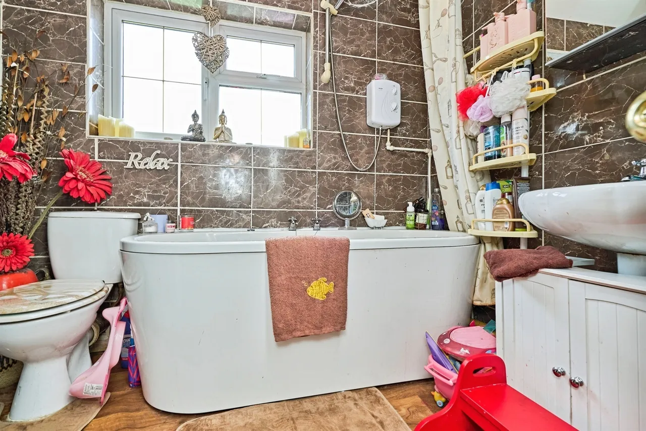 Hillary Avenue, Wednesbury, WS10, photo 5