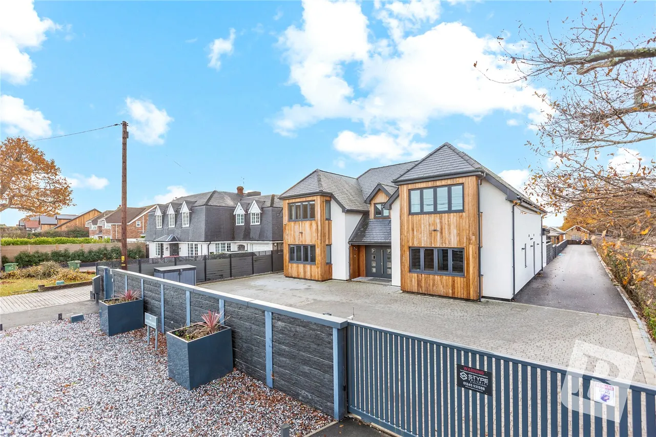 Church Road, Ramsden Bellhouse, Billericay, Essex, CM11, photo 2