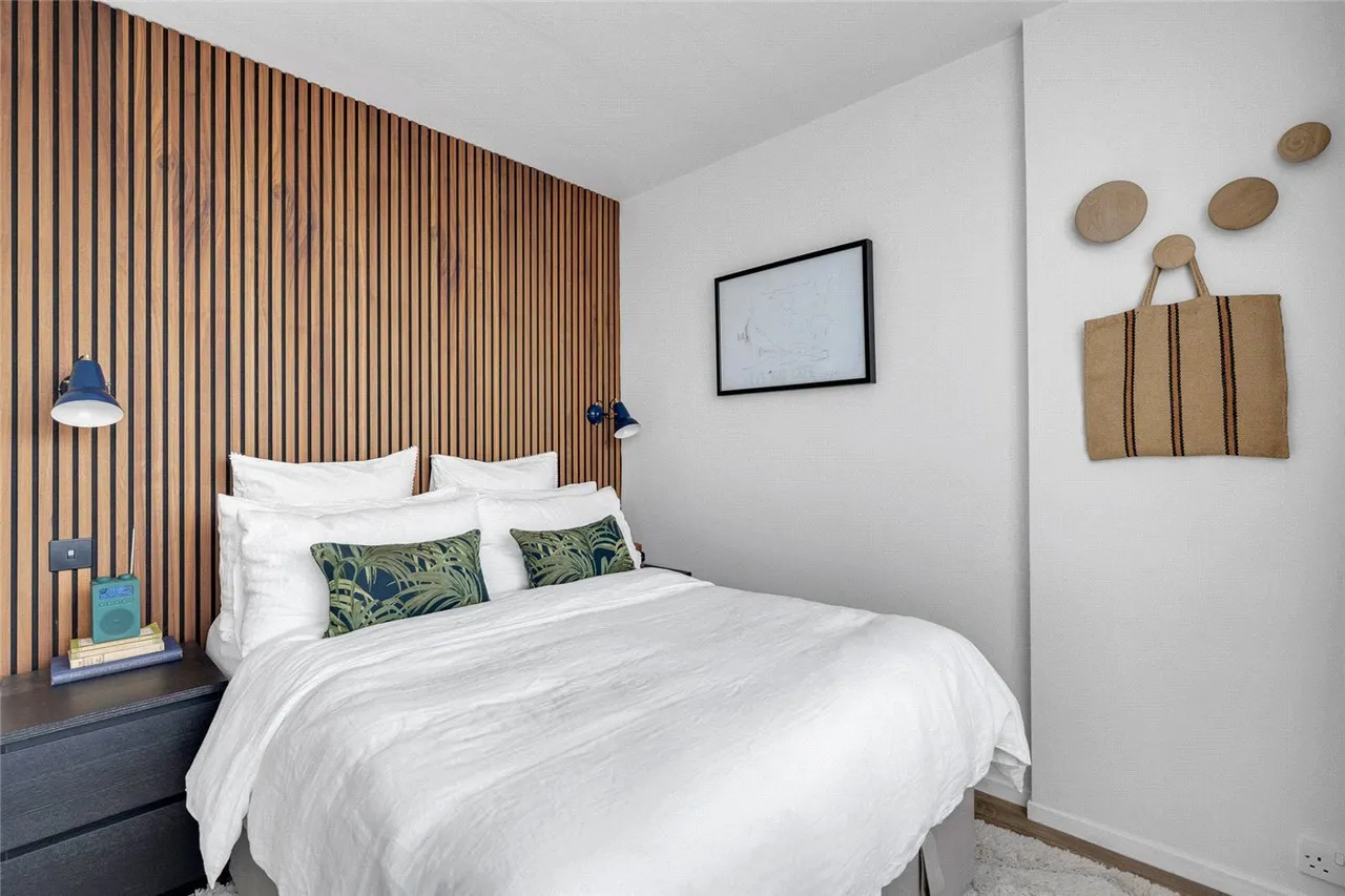 Romney Court, Haverstock Hill, London, NW3, photo 3