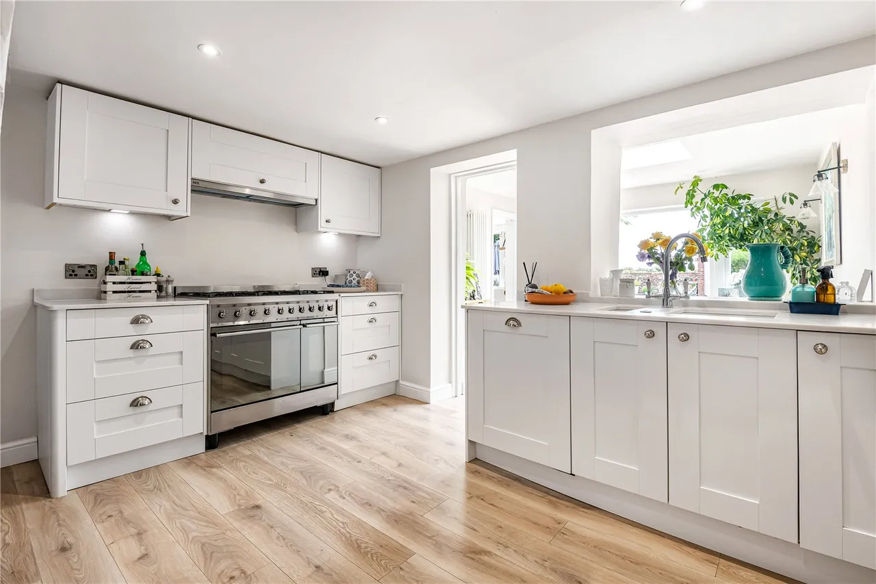 Blackhorse Lane, South Mimms, Potters Bar, Hertfordshire, EN6 3PS, photo 9