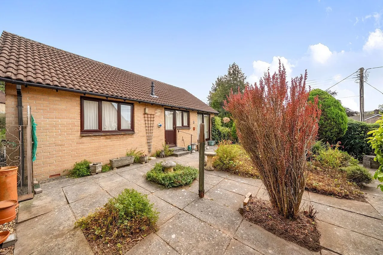 Paray Drive, Wells, BA5, photo 12
