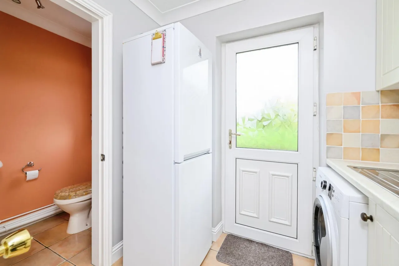 Bells Drove, Sutton Saint James, PE12, photo 16