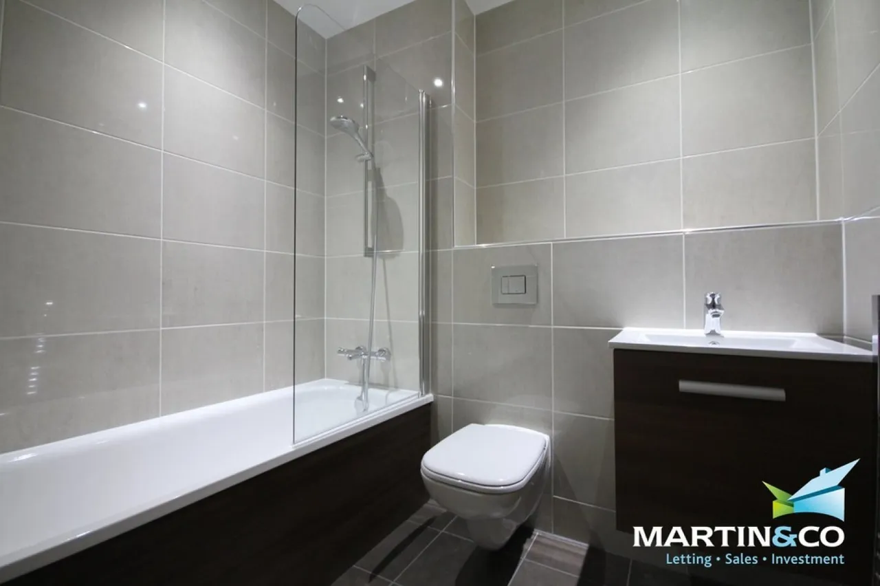 1 Hagley Road, Five Ways, B16, photo 4