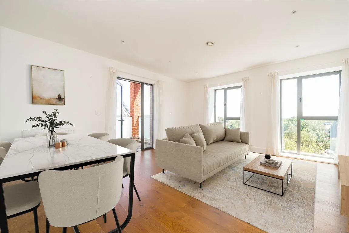 Salisbury Street, W3, photo 3