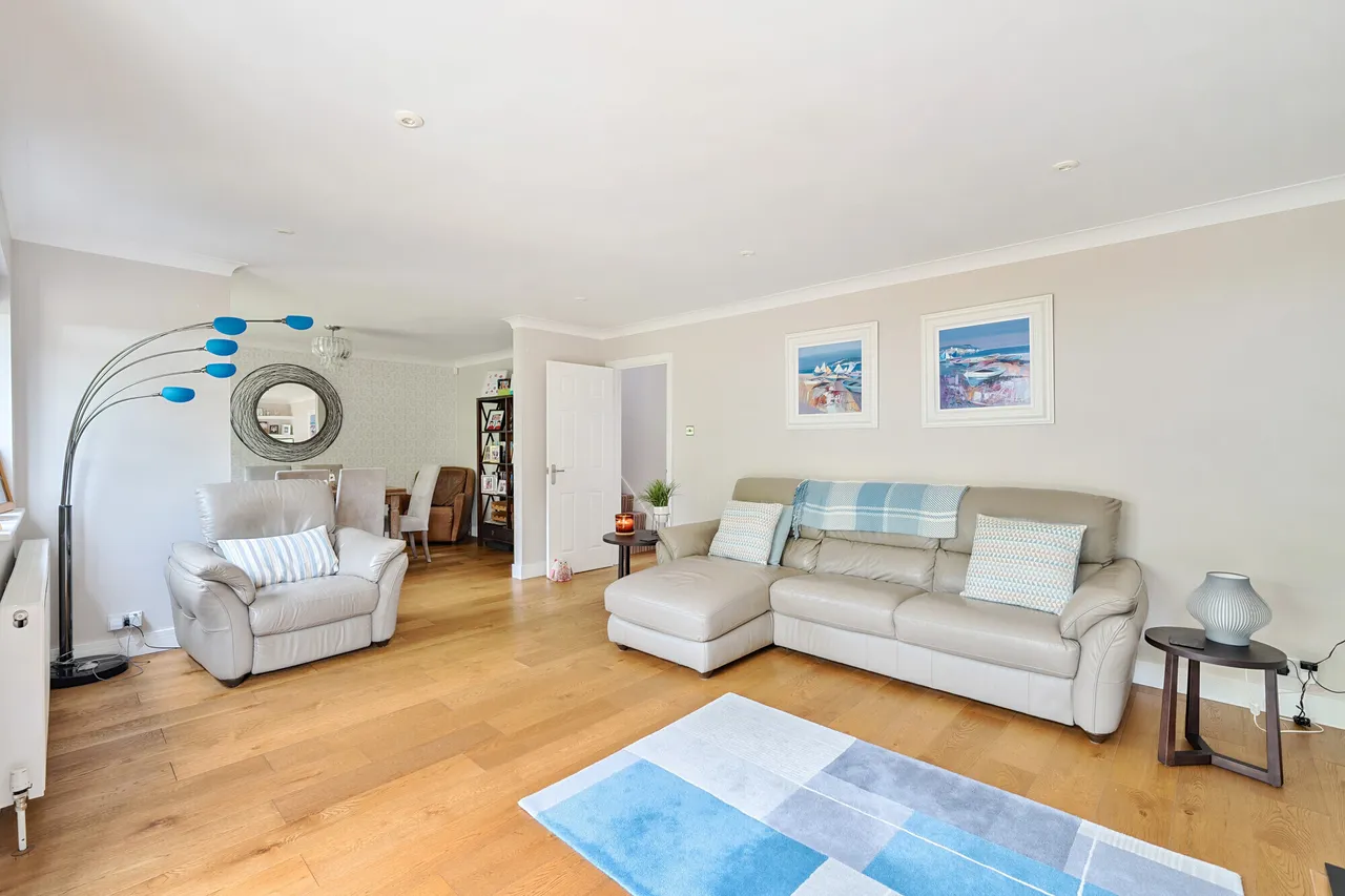 Oaklands, Leatherhead, KT22, photo 5