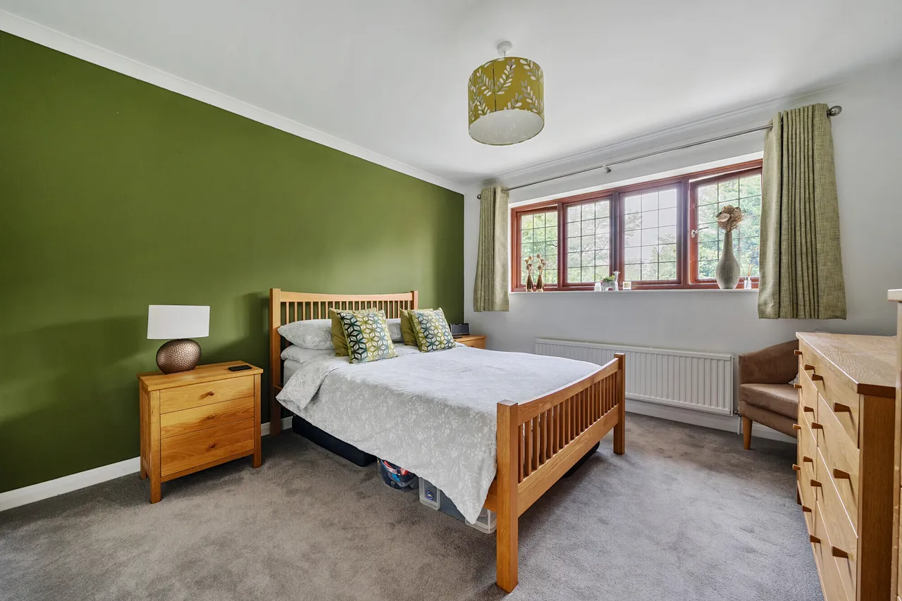 Oaklands, Leatherhead, KT22, photo 10