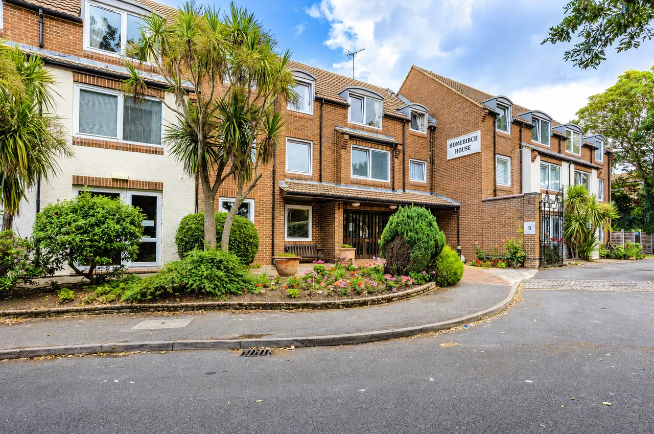 1 bed flat for sale, Hunting Gate, Birchington, CT7