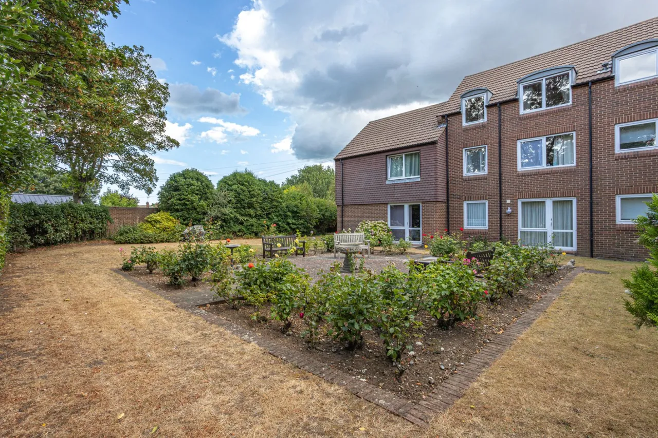 Hunting Gate, Birchington, CT7, photo 8
