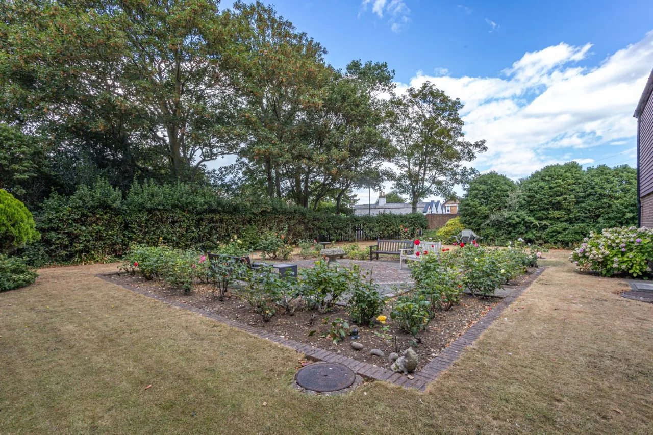Hunting Gate, Birchington, CT7, photo 9