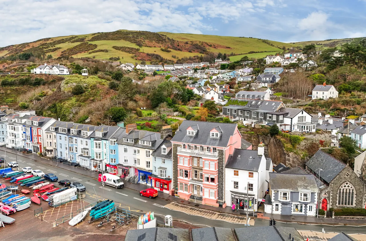 Glandovey Terrace, Aberdovey, photo 28