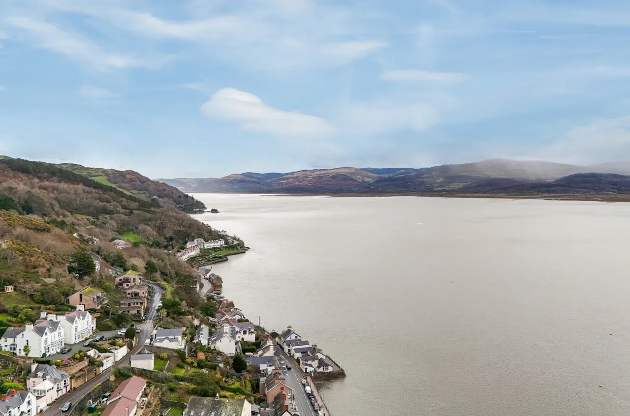 Glandovey Terrace, Aberdovey, photo 27