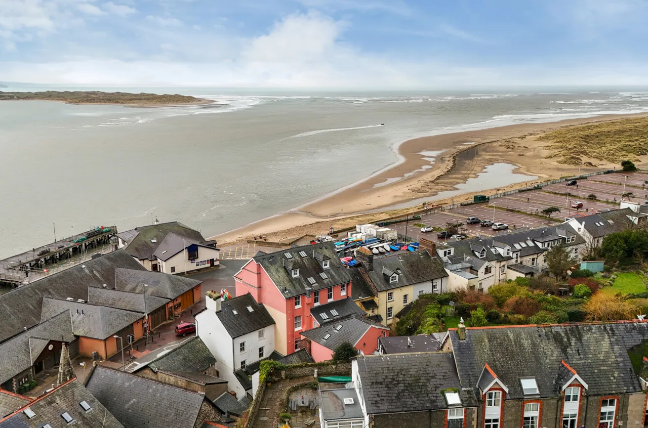 Glandovey Terrace, Aberdovey, photo 24