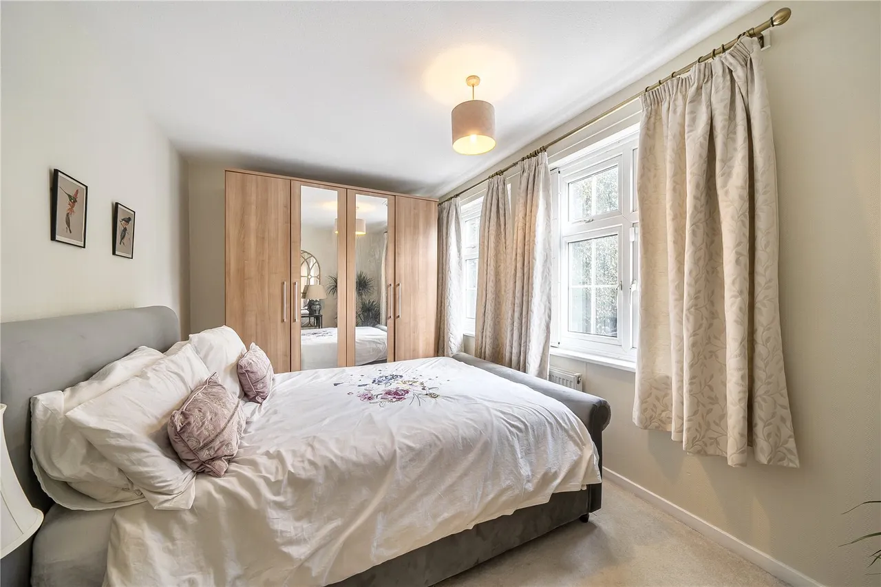 Azalea Walk, Pinner, HA5, photo 10