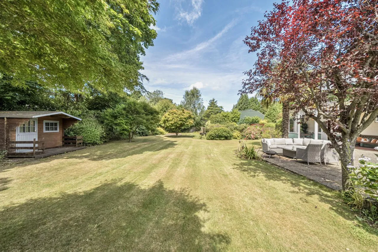 Talbot Avenue, BH3, photo 38