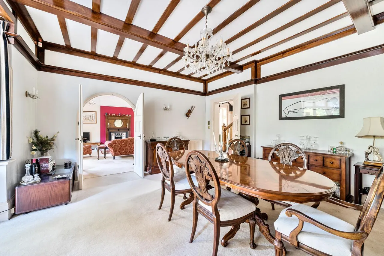 Talbot Avenue, BH3, photo 11