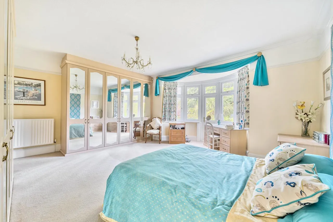 Talbot Avenue, BH3, photo 27