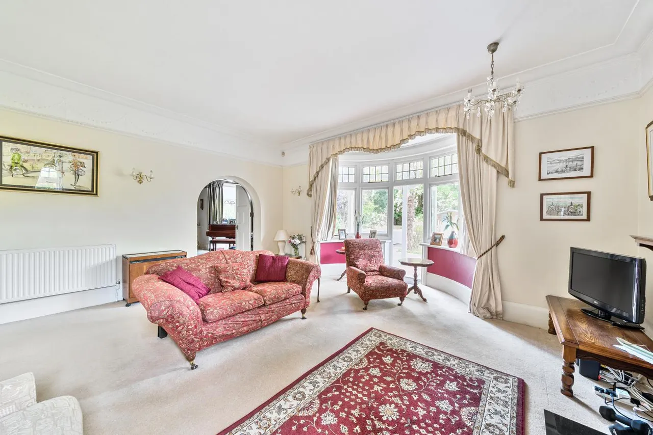 Talbot Avenue, BH3, photo 9