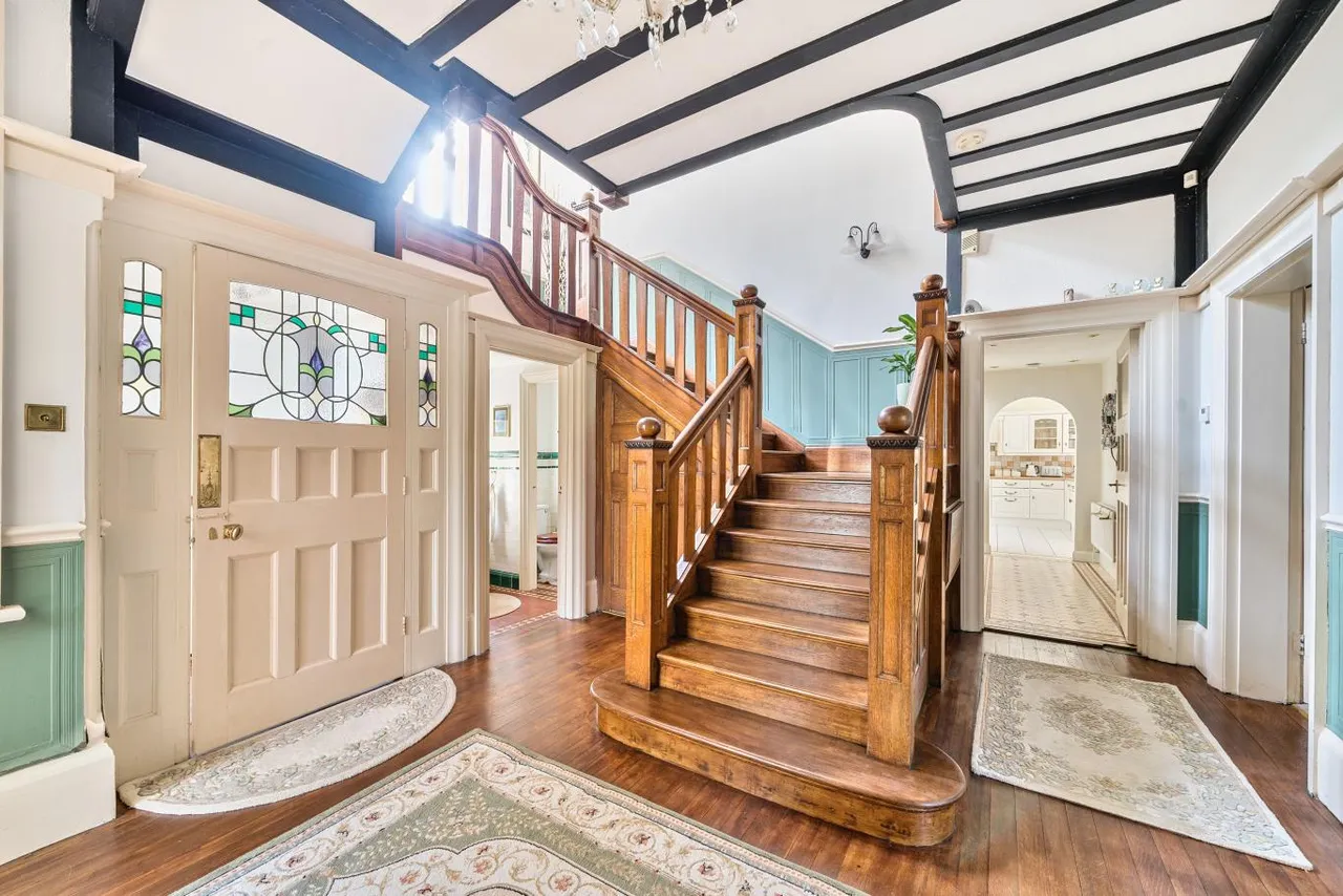 Talbot Avenue, BH3, photo 15