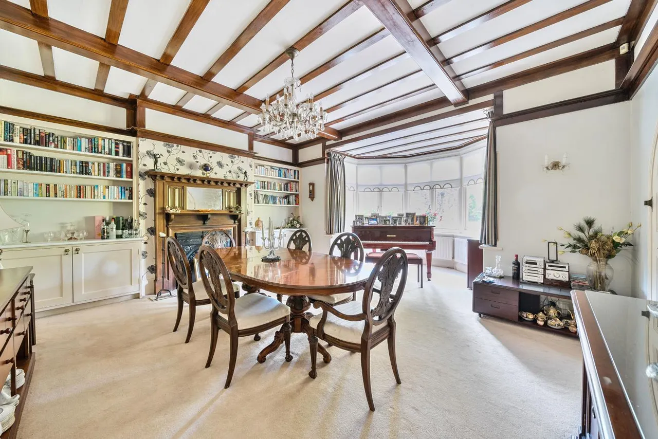 Talbot Avenue, BH3, photo 14