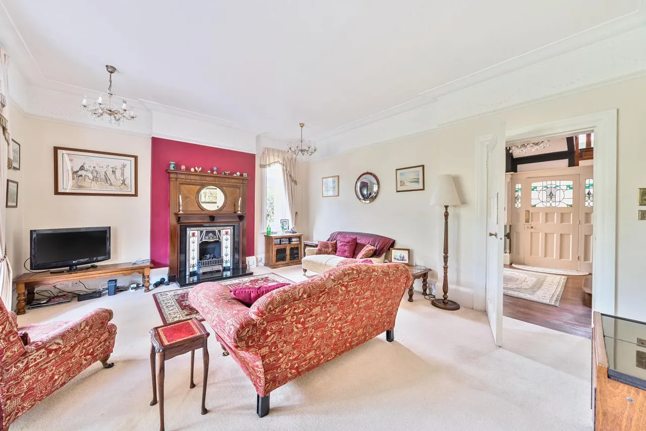 Talbot Avenue, BH3, photo 10