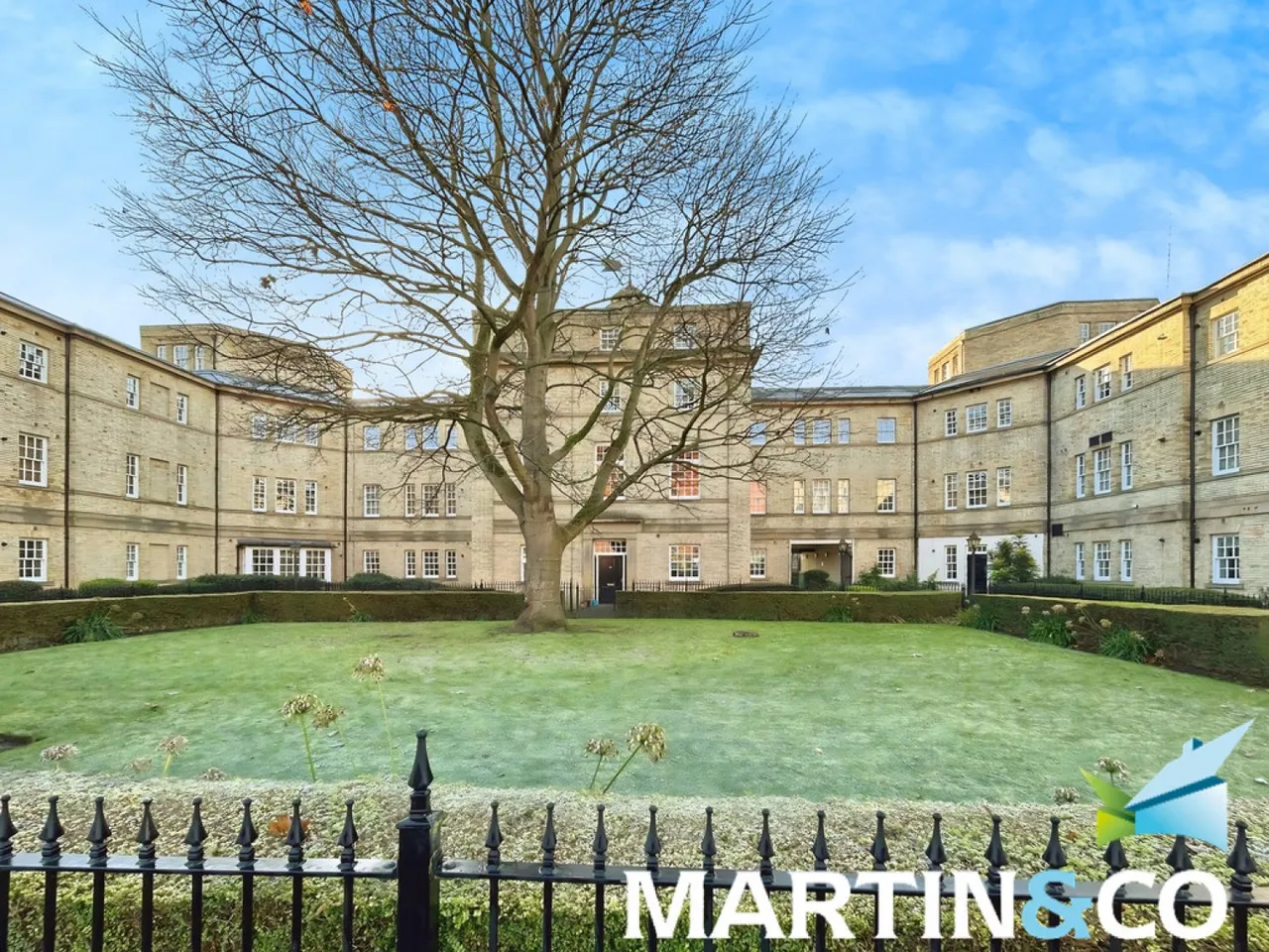 Tuke Grove, Wakefield, WF1, photo 2