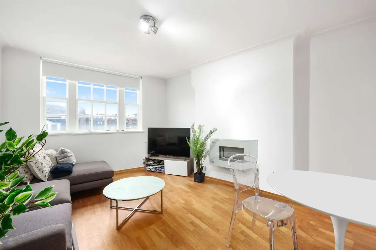 1 bed flat for sale — Devonshire Street, London, W1G 6PR