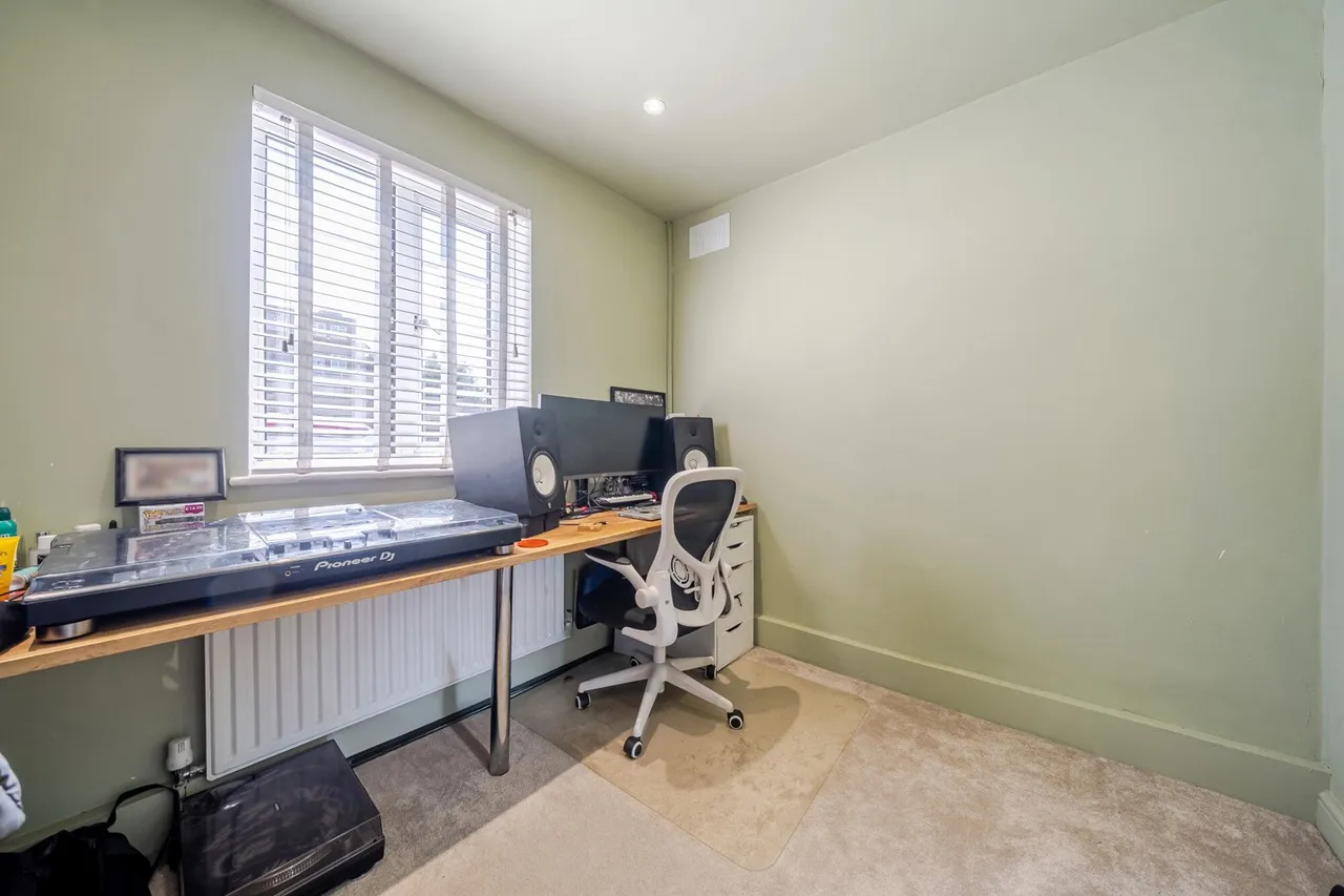 Southend Lane, SE6, photo 9