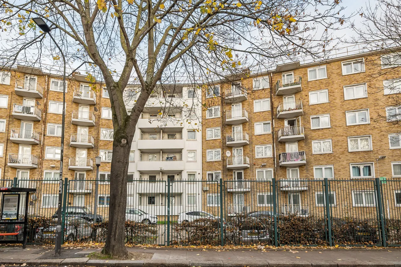 3 bed flat for sale — Flat 38 Westerham, Bayham Street, London