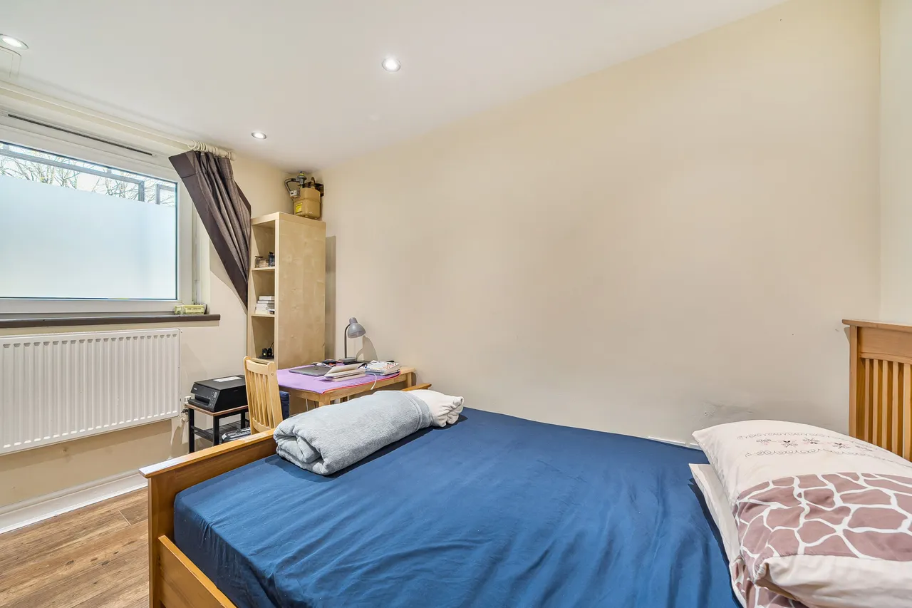 Flat 38 Westerham, Bayham Street, London, photo 5