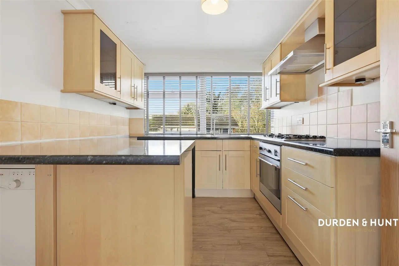 Leonard Way, Brentwood, CM14, photo 5