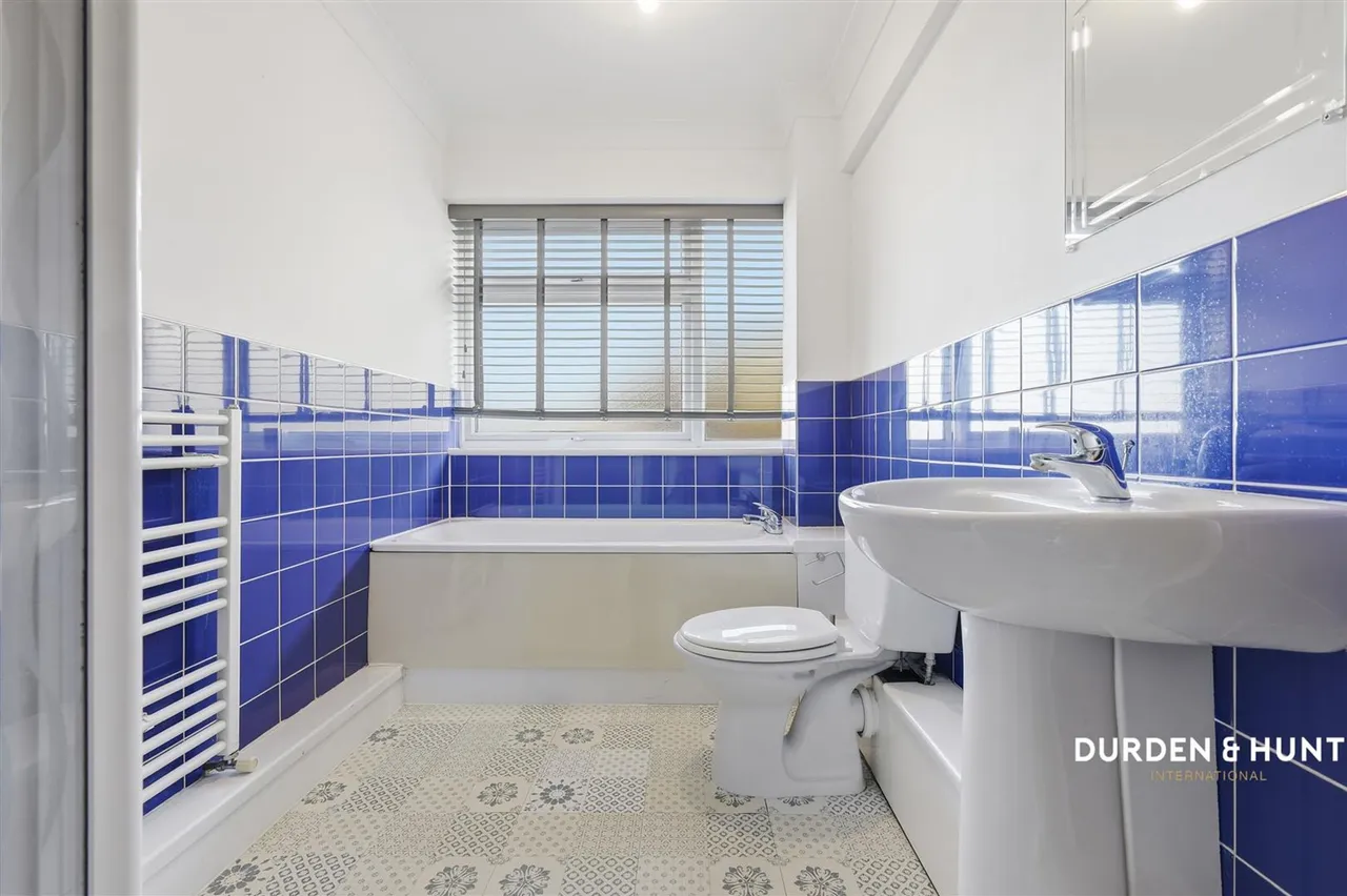 Leonard Way, Brentwood, CM14, photo 13